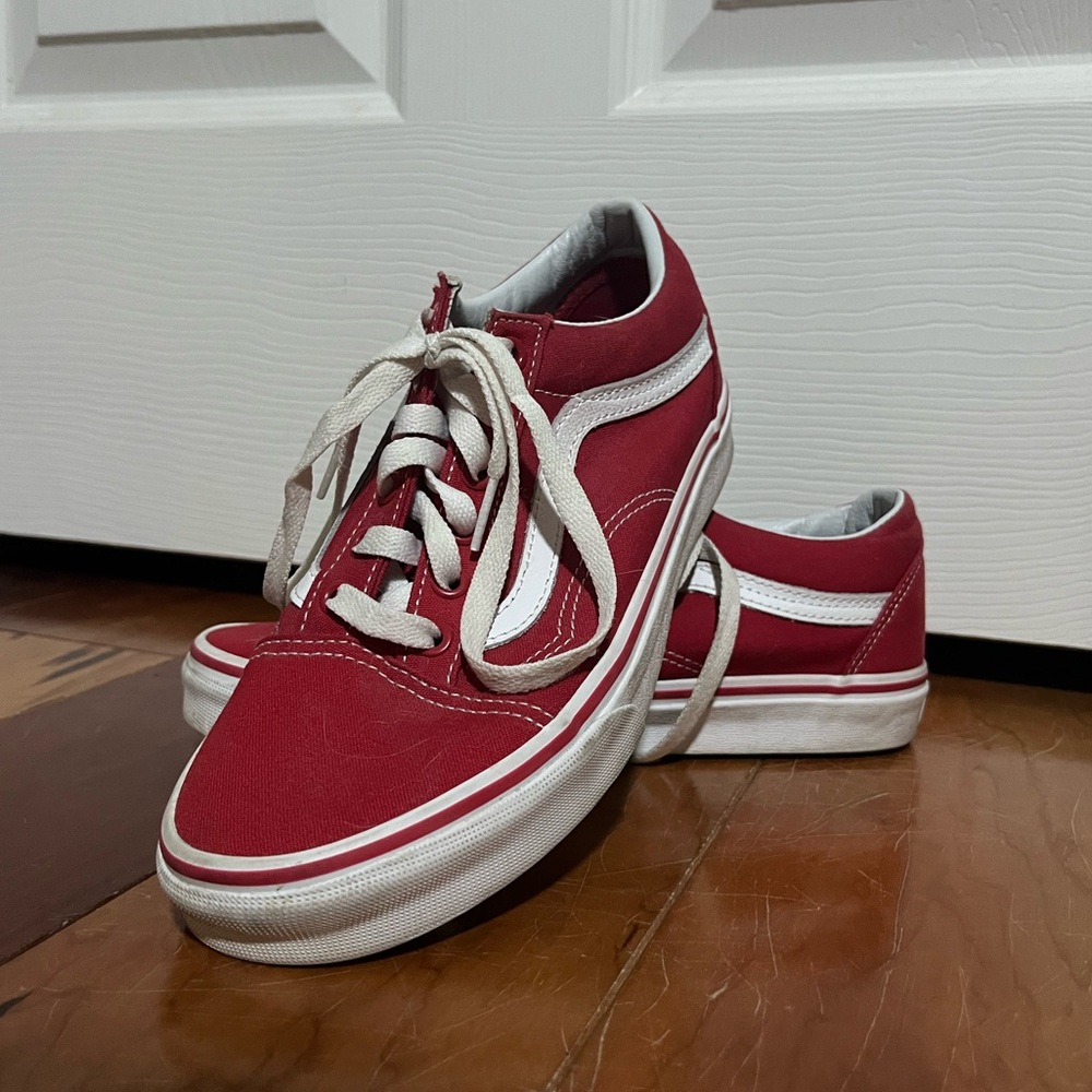 Red Vans Old Skool